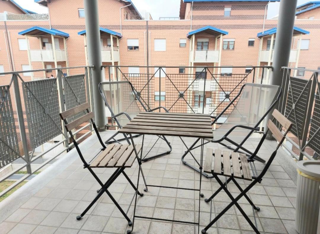 Incantevole Appartamento Monolocale Alba 2 Kültér fotó