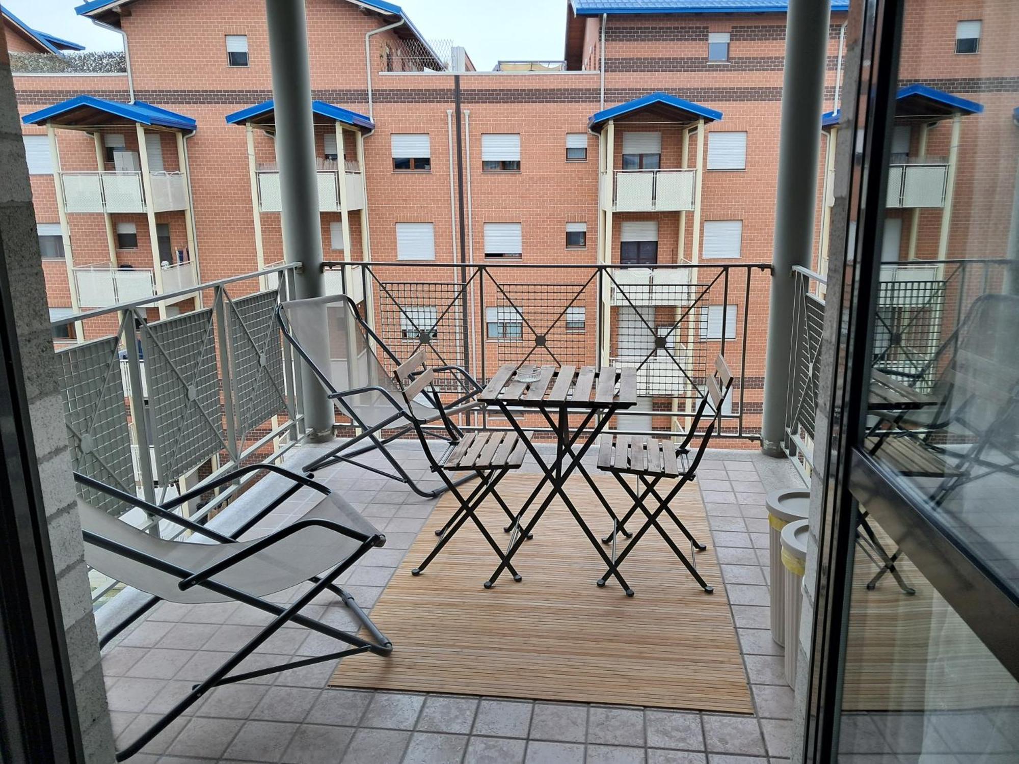Incantevole Appartamento Monolocale Alba 2 Szoba fotó