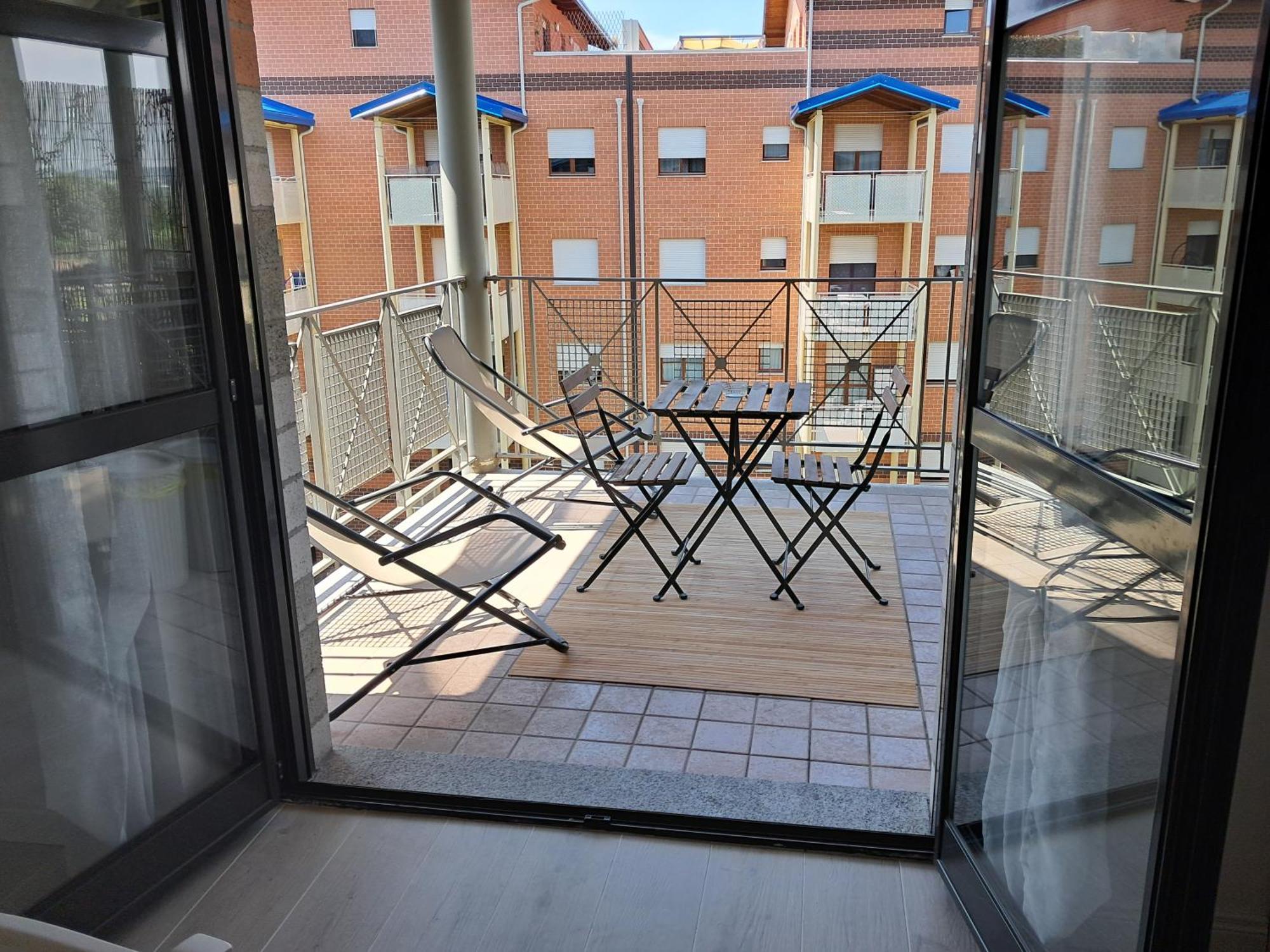 Incantevole Appartamento Monolocale Alba 2 Kültér fotó